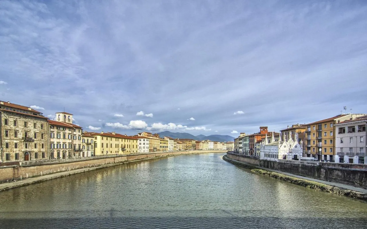 Casa Doina Airport Apartment Pisa