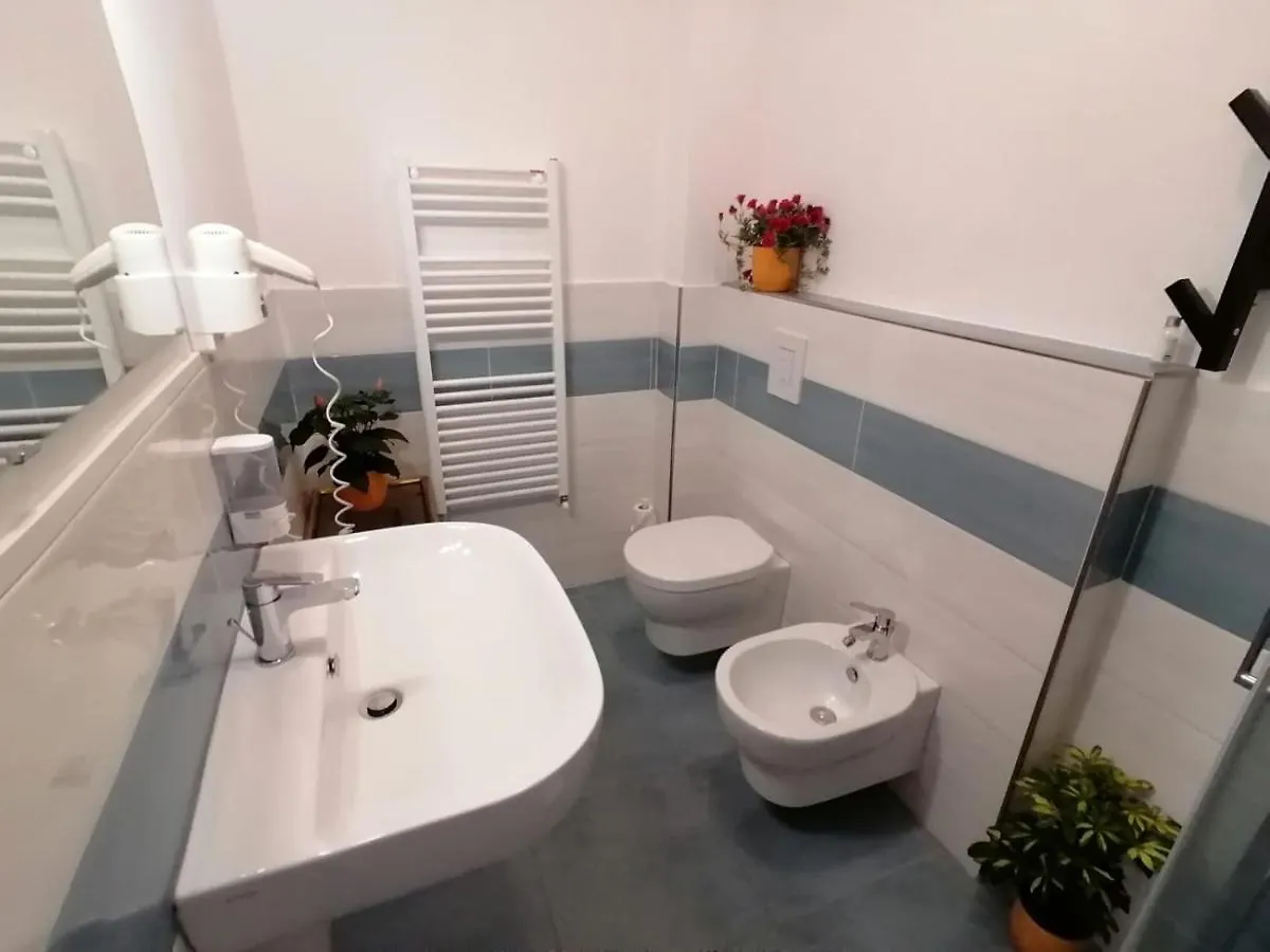 Casa Doina Airport Apartment Pisa