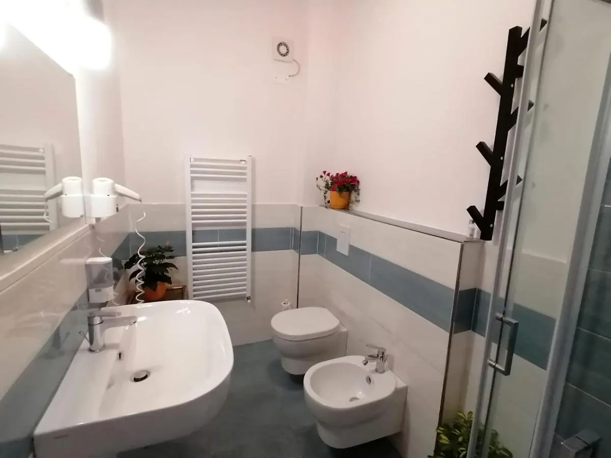 Casa Doina Airport Apartment Pisa